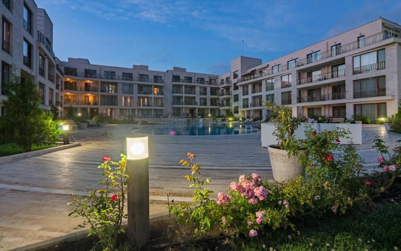 Studio Love - Diamond Beach Burgas Exteriör bild