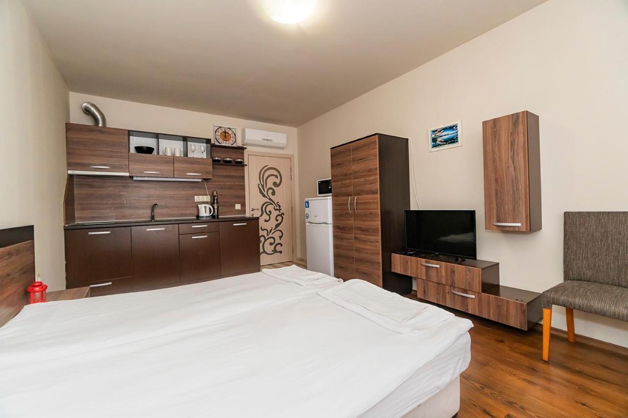 Studio Love - Diamond Beach Burgas Exteriör bild